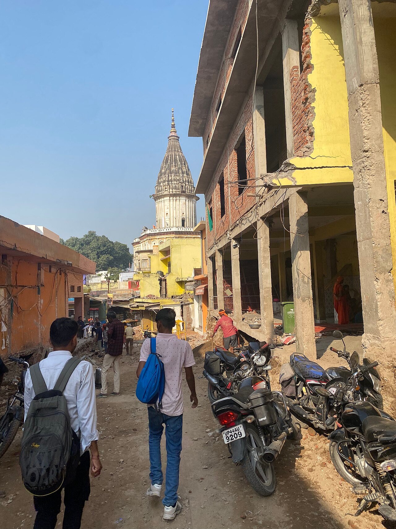 Hanuman Garhi, Ayodhya